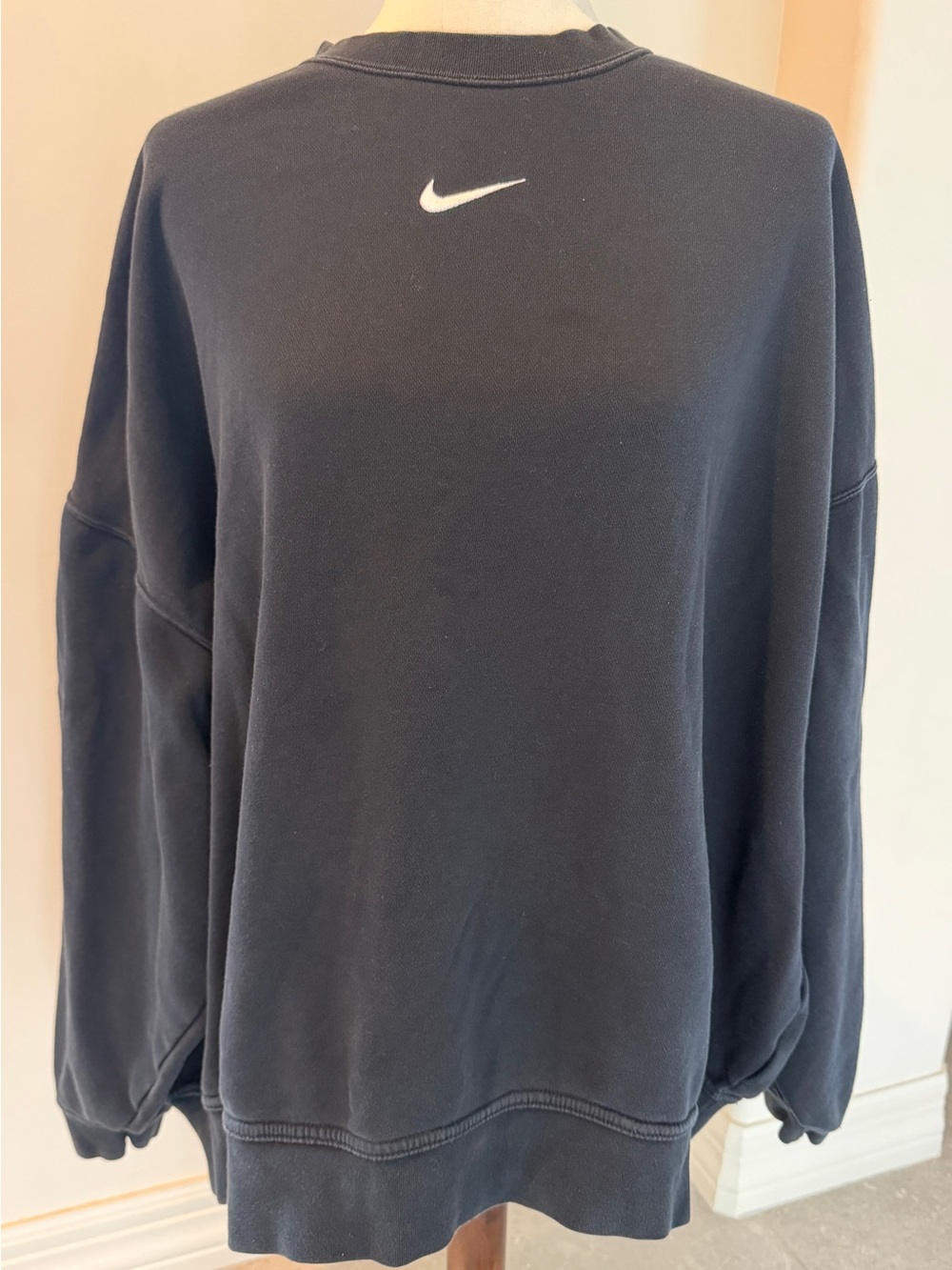 Nike Oversized Crewneck Sweatshirt Black White Swoosh M